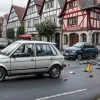 Водій Skoda не помітив мопед у Німеччині: підліток отримав перелом ноги після ДТП у Гермсдорфі