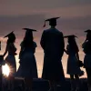 Зворушливе возз'єднання Хайді Клум та Сіла на випускному сина