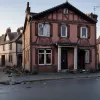 У Німеччині затримали чоловіка за підозрою у підпалі входу до будинку в Оттербаху