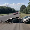 Серйозна ДТП у Німеччині: Автомобіль врізався у трактор під час обгону, пасажирка важко травмована