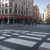 У Кобленці велосипедист збив школярку на переході та втік з місця ДТП