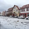 Сильний град у Німеччині: шторм із крижаними брилами накрив Баден-Вюртемберг, є збитки