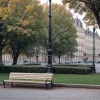 У Шверіні чоловіка побили до втрати свідомості та пограбували на лавці
