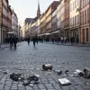 У Мангаймі чоловік із залізною палицею погрожував перехожим, поліція затримала нападника