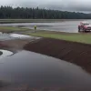 У Німеччині після негоди автомобіль знайшли у водоймі: підняли пожежну тривогу