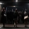 У Франкфурті жінка відбила сумочку у грабіжника після нападу зі зброєю та боротьби