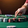 Мільйони на кону: Німецький покерист Фабіан Гумз бореться за титул WSOP у Лас-Вегасі
