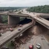Обвалення мосту в Техасі: влада перекрила лише частину дороги, рух тривав