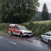 У Німеччині BMW злетів з траси A20 і врізався в огорожу: троє постраждалих