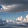 Прогноз погоди на вихідні: Спочатку дощі та прохолода, але на П'ятидесятницю вигляне сонце і прийде тепло