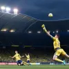 Голкіпер, який вибив Німеччину з ЧС-2018, зіграє проти "Боруссії" Дортмунд