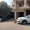 У німецькому Бохумі п'яна водійка врізалася в балкон після тарану кількох авто