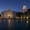 Джефф Безос і Лорен Санчес відкрили весільні гуляння у Венеції: «Найдорожчий передвесільний вечір»