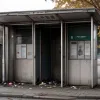 Таємниче прибирання у Берліні: зупинка-сміттєзвалище раптово спорожніла