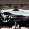 Діти задихалися в розпеченій автівці: батько розважався у секс-шопі, поліція прибула вчасно