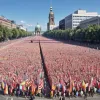Сотні тисяч відзначили ЦСД у Берліні, демонструючи проти ненависті та нетерпимості
