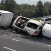 Жахлива ДТП в Оклахомі: Автомобіль на повній швидкості врізався у фуру на трасі