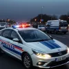 У Німеччині мати дозволила сину без прав сісти за кермо – тепер обом загрожує відповідальність