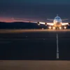 Паніка в аеропорту Пальма-де-Мальорка: Пасажири Ryanair вистрибували з літака через хибну тривогу, 18 постраждалих
