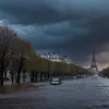 Потужний шторм накрив Францію: 2 загиблих, парламент затоплений, 100 тисяч будинків без світла