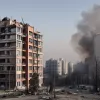 Київ: Трагічне диво – дівчина дивом вижила після російського ракетного удару по багатоповерхівці