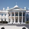 Дональд Трамп прокоментував вірусне відео з Білого дому: Що насправді сталося?