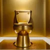 Золотий унітаз як арт-об'єкт виставлений на аукціон Sotheby's за $10 млн