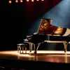 Костянтин Векер скасовує 14 концертів через хворобу: не може грати на піаніно