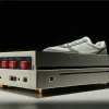 Кросівки Nike AIR SNES: дизайнер створив взуття з вбудованою ретро-консоллю