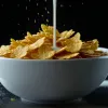 Секрет хрустких пластівців: Як зробити кукурудзяні пластівці ще смачнішими